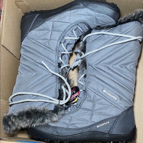 Columbia Women's Gray Minx™ Mid III Boot sz 7.5 - Picture 2 of 11